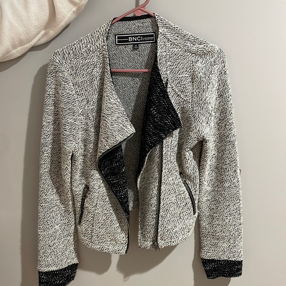 BNCI by Blanc Noir, White and black blazer, women size Medium